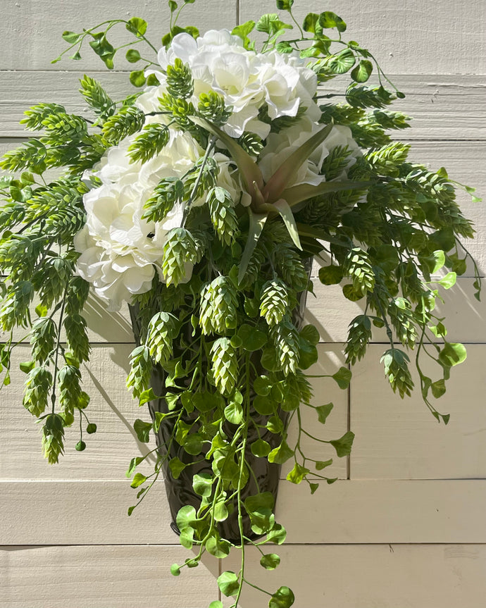 White Hydrangea and Succulents Wreath